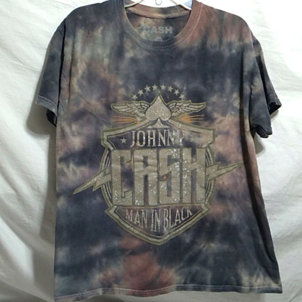 SALE! Johnny Cash Shirt Sz.M Small Hole On Front (X-50)